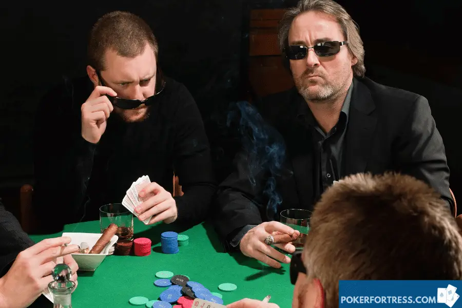 The Strategy Behind Poker Sunglasses: A Deceptive Advantage?